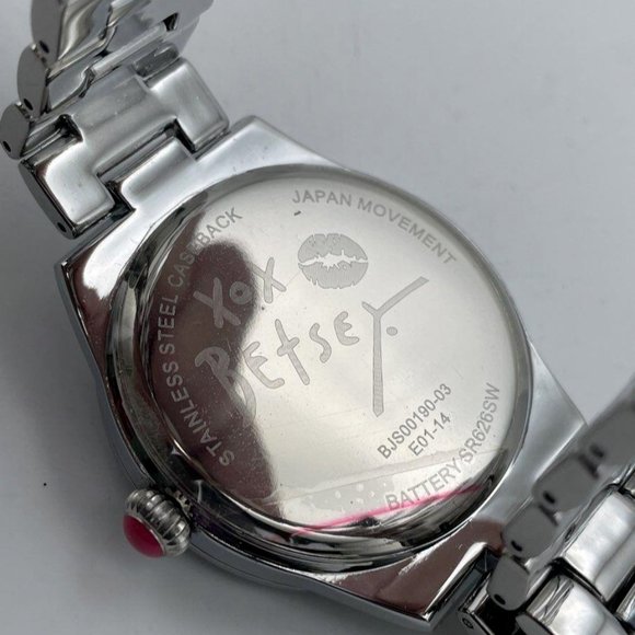 Betsey Johnson BJS00190-03 Silver Stainless Steel Analog Dial Womens Wrest Watch - Picture 4 of 6